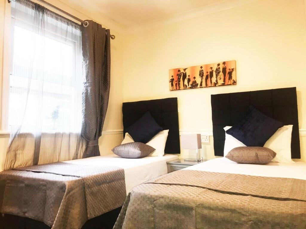 Mars Hotel Seaview Blackpool Esterno foto