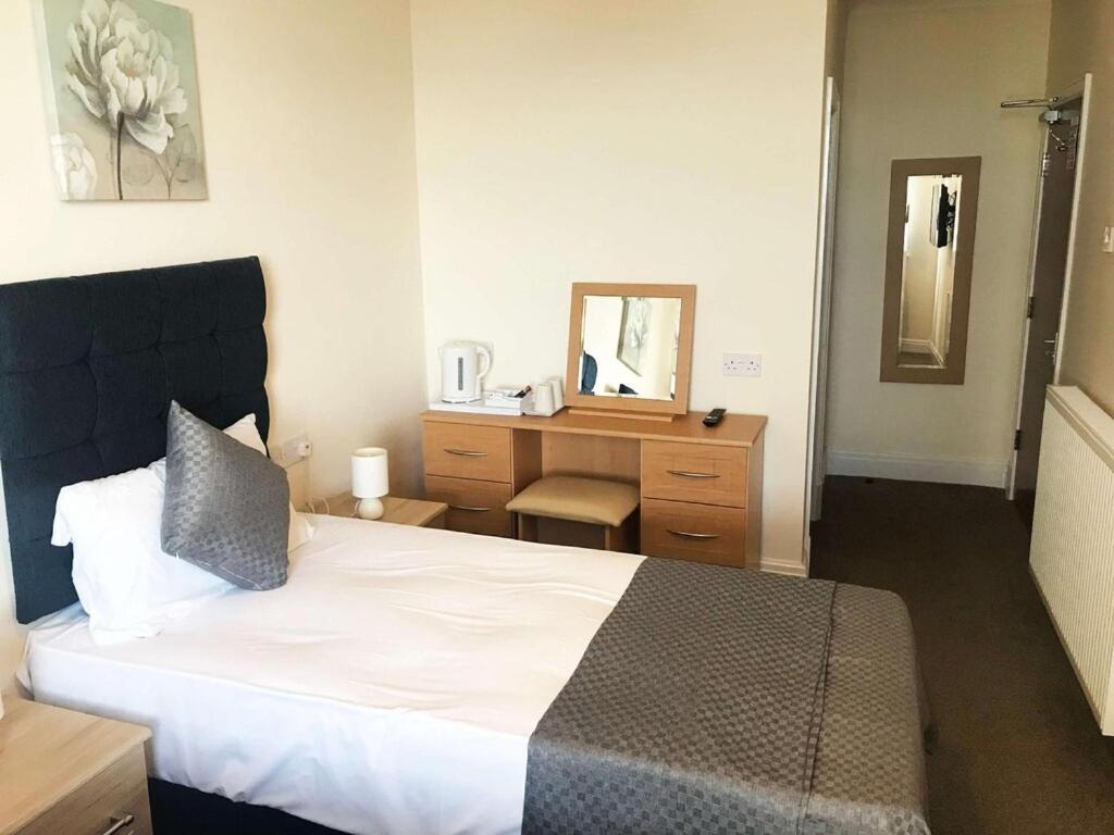 Mars Hotel Seaview Blackpool Esterno foto