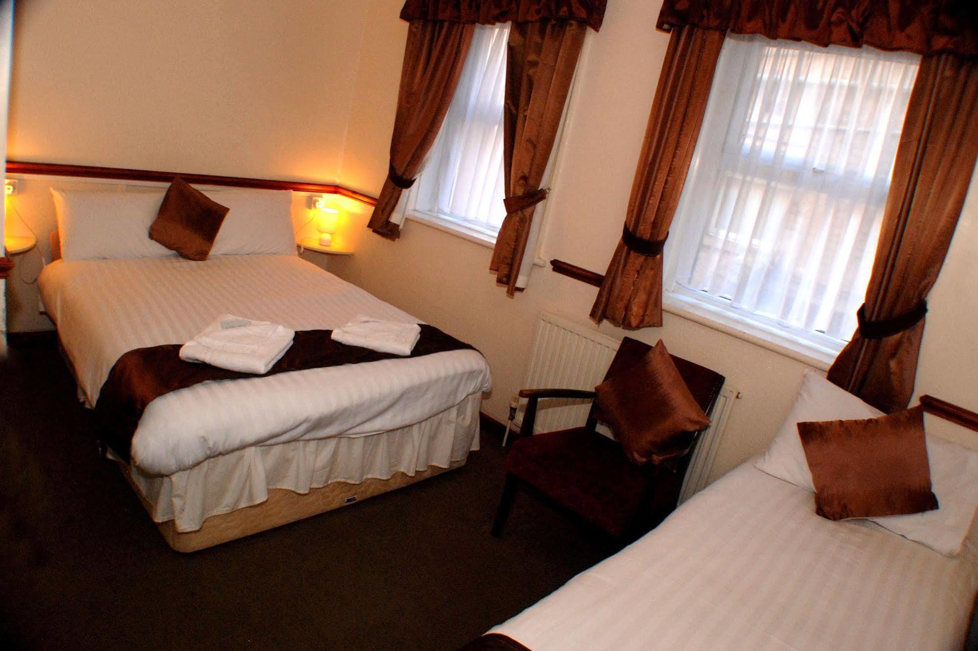 Mars Hotel Seaview Blackpool Esterno foto