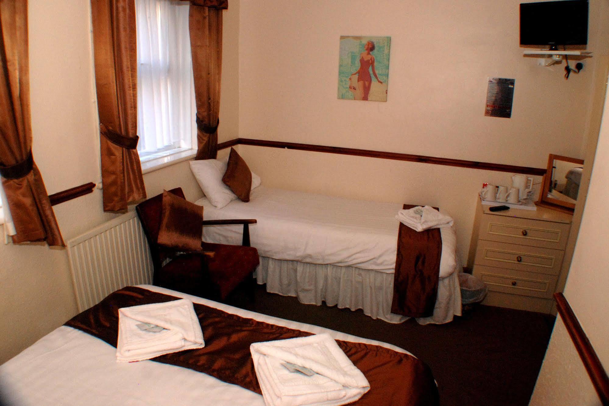 Mars Hotel Seaview Blackpool Esterno foto