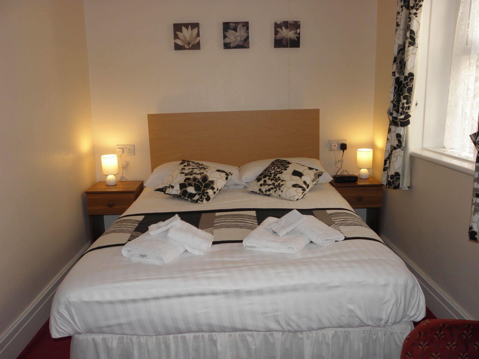 Mars Hotel Seaview Blackpool Esterno foto