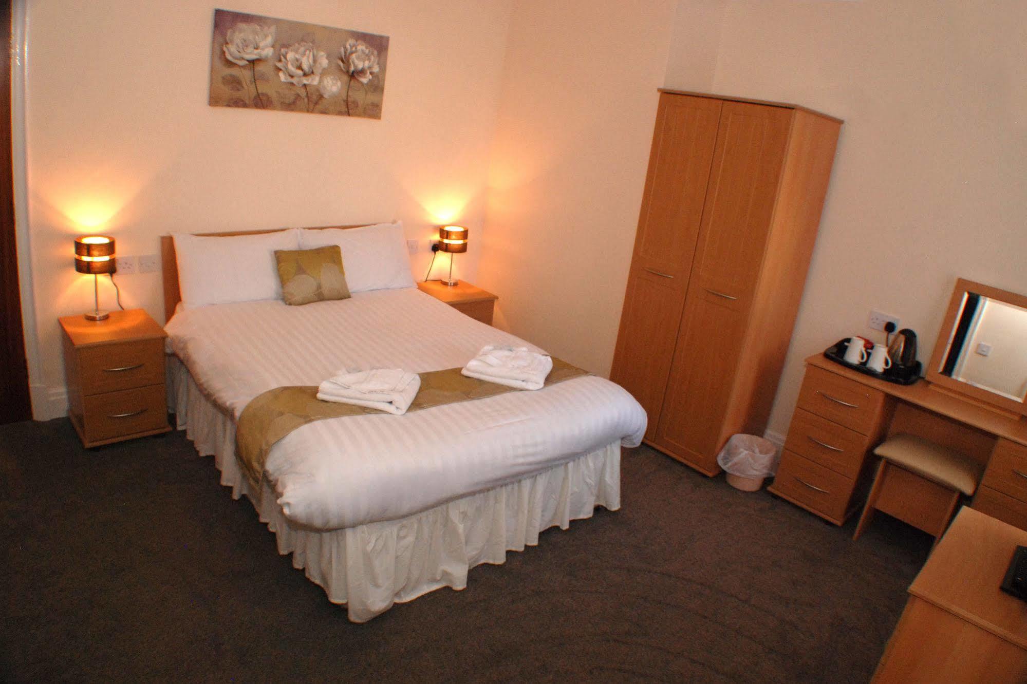 Mars Hotel Seaview Blackpool Esterno foto